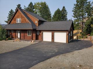 Roslyn Pines - Hot Tub, Spacious Deck, Dogs Welcome - 6