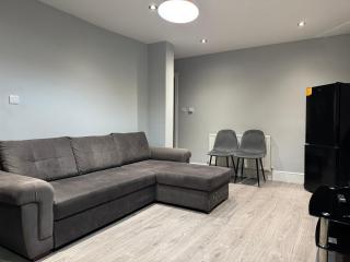 UK Croydon Guest House - 8