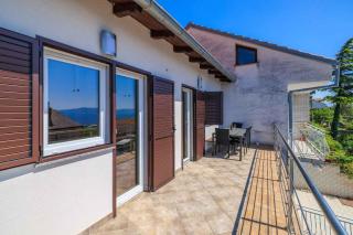 Apartment with A - C in Crikvenica 53907 - 4