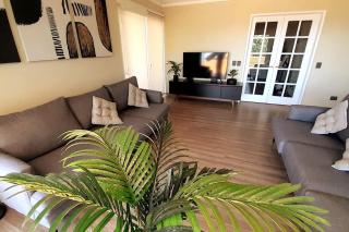 Gran casa ubicada en precordillera - 8