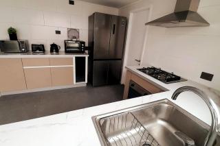 Gran casa ubicada en precordillera - 4