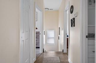 Derby- Bourbon Trail 4BR Pool Table Villa - 4