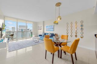 Luxury Waterfront W Hotel Condo Brickell Skyline Views - 0