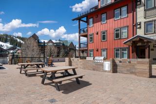 Ski-In / Ski-Out Studio Condo at the base of Winter Park - 5