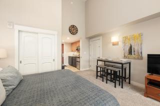 Ski-In / Ski-Out Studio Condo at the base of Winter Park - 7