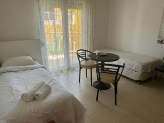 Orange House - Keramotí - 1