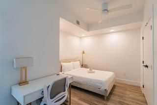 Vibrant 1BR1BA, Pool, Gym, Rooftop, Laundry, Parking - 5