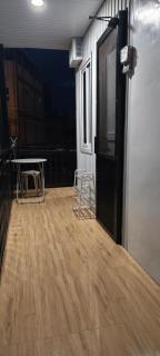 Room in downtown Davao, easy access to everything! - 4