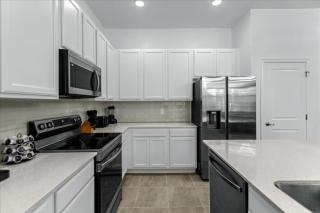 10 Bedrooms 9 Bathrooms Paradiso Grande 6216Ss - 2