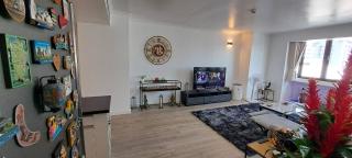 Stylish New Condo in NANA - 3