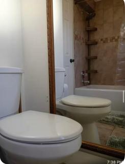 cozy room, private bathroom and kitchen - 3