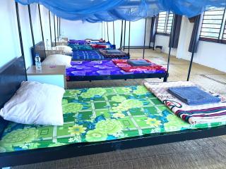 Manel Guesthouse and Restaurant - 1