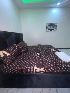 Eagles Hotel and Apartments - 1