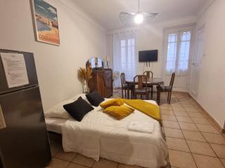 Appartement T2 charme et balcon, centre de Collioure - FR-1-309-285 - 1