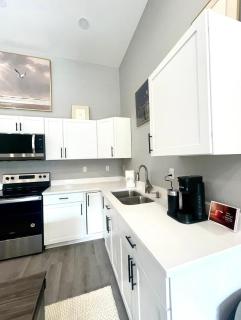 Derby Oasis-Home Away From Home - 3