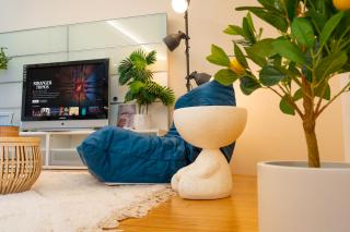 Santorini Vibes- Luxury Perth CBD - 0