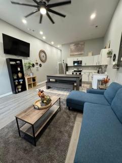 Derby Oasis-Home Away From Home - 8