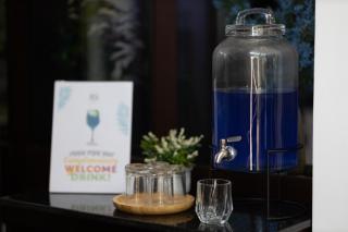 RS1 Hotel--Near Wattay International Airport - 1