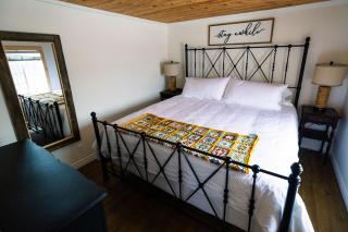 Bonne Bay Biscuit Box - 1