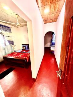 DILSHAN HOTEL Diyaluma - 4