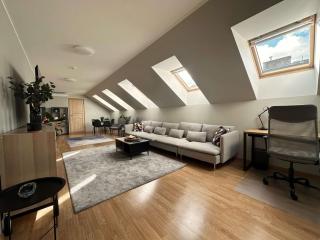 Cozy homestay in the suburbs - 0