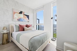 Modern 2BR Retreat with Patio & Parking - 9