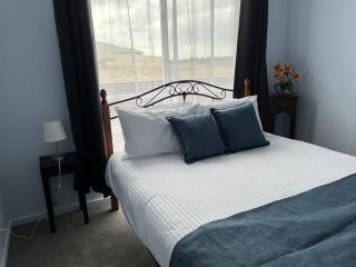 Pelicans Perch - Mannum - 1