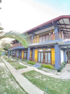 Takbo Beach Resort - 9
