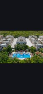 Selva Escondida 2 Departamento con Alberca y Gym - 6