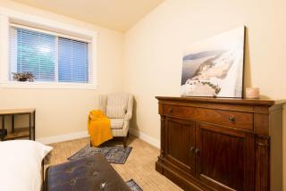 Beach Breeze White Rock - 3