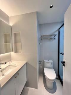 Pure Home-Near the Bund enjoys the beautiful scenery of the Bund 3-bedhome close to Yuyuan Garden Huaihai Road and Nanjing Road Pedestrian Street - 2