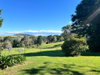 Coastal Country Escape at Hillside House - 9