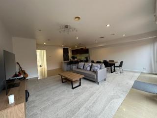 A cozy share room in Springvale - 0