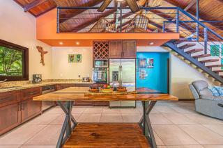 Casa de los Lorros close to whale tail - 4