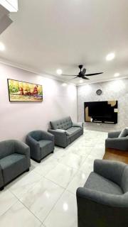 Guest House Taman Universiti 3 bedroom - 0