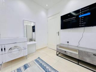 Fully Furnished Studio Near Exibition Center Abu Dhabi - 7