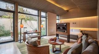 AHN LUH Zhu Jia Jiao - 4