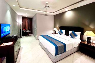 V Hotel TSSG near Delhi IGI Airport - 1