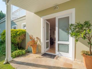 Sunny Thesen Islands Cottage - 9