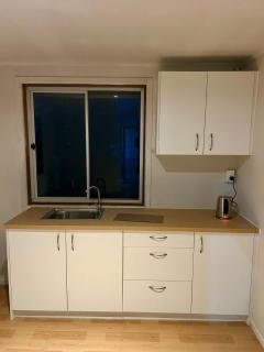 Feiloakimisi Retreat King Ensuite with Private Veranda Free Parking - 9