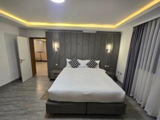 Hammer Luxury Guesthouse - 6