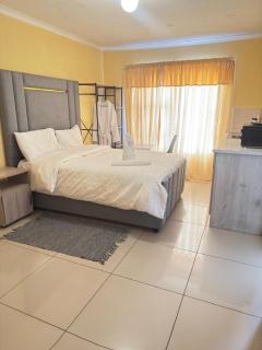 The Light Guest House - 3