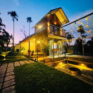 Hill Brown Resort - 0