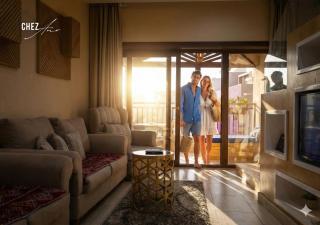 Luxury Rooftop Penthouse Sea View & Pools - 9