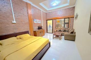 HR Hotel Batu - 2