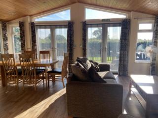 Field View 2 bed - Hazel - 0