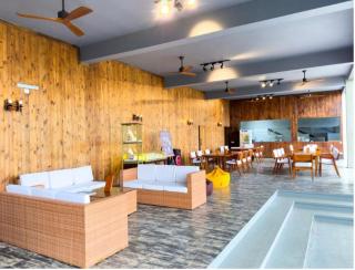 Mazarine Surf Suites- Hiriketiya - 1