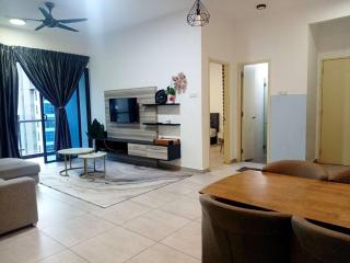 Atlantis Three Bedroom Seaview 4 - 10pax By Sejati Stay - 9