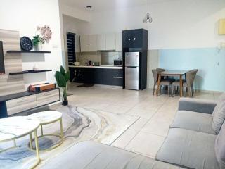 Atlantis Three Bedroom Seaview 4 - 10pax By Sejati Stay - 6