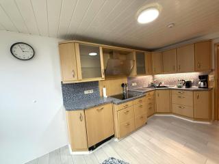 Cozy Apartment 5 Person - 3